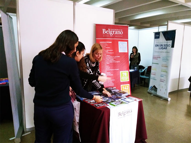 Escuela Media | Expo Universidad Colegio Cardenal Copello