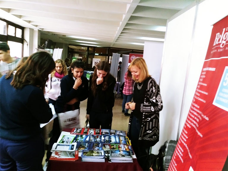 Escuela Media | Expo Universidad Colegio Cardenal Copello