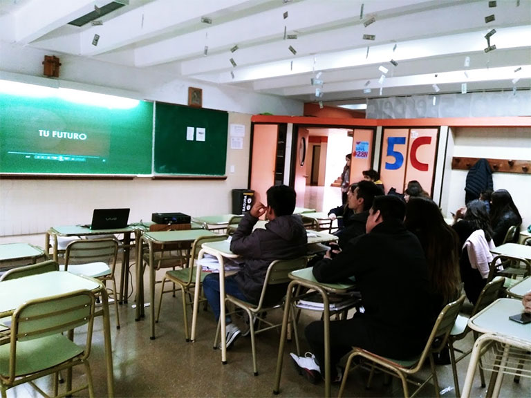 Escuela Media | Expo Universidad Colegio Cardenal Copello