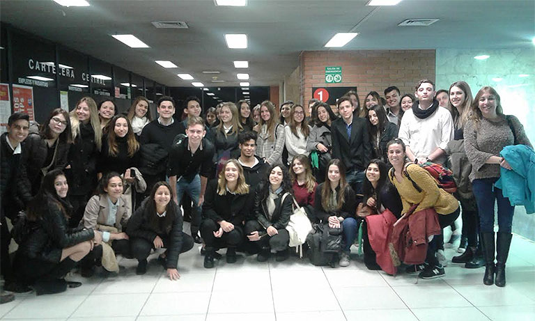 UB | Escuela Media | Taller Estrategias para la Inserción Laboral y confección del C.V.