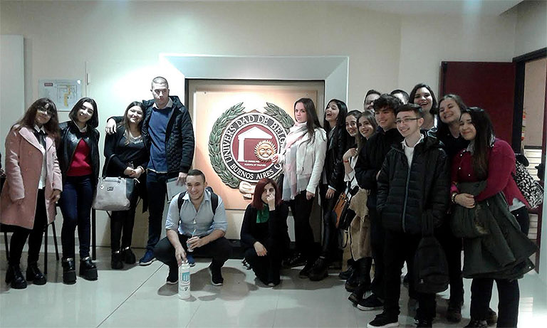 UB | Escuela Media | Taller Estrategias para la Inserción Laboral y confección del C.V.