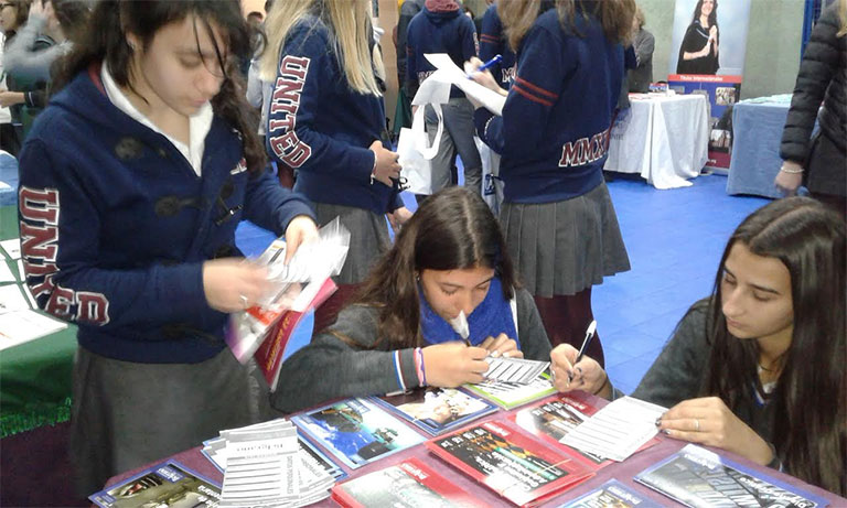 Escuela Media |Feria Conexión Universitaria , United High School