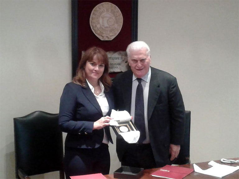 Institucional | Convenio con universidad de Rumania