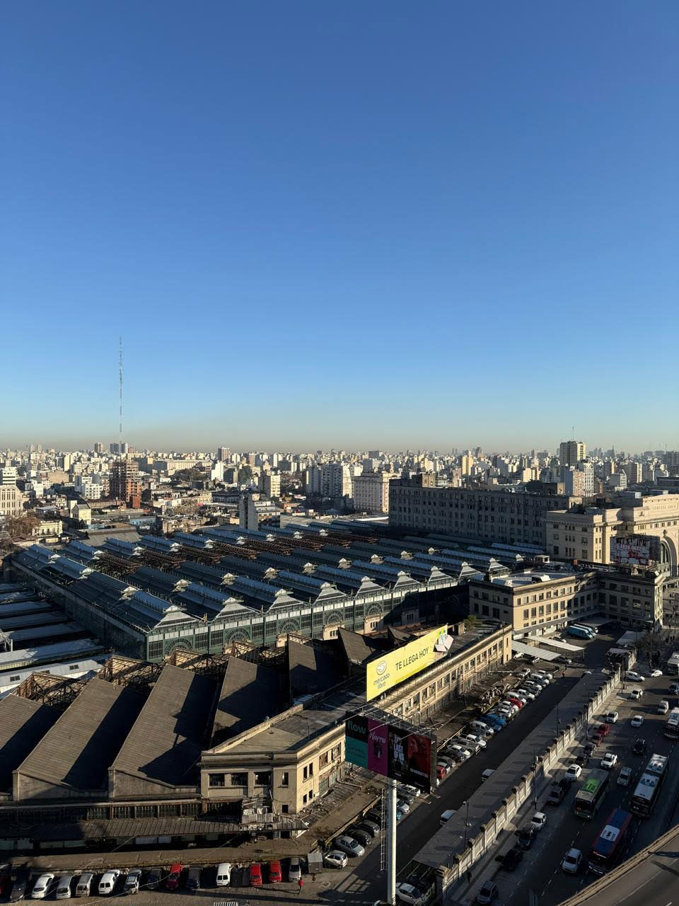 Estudiantes UB visitan Obras