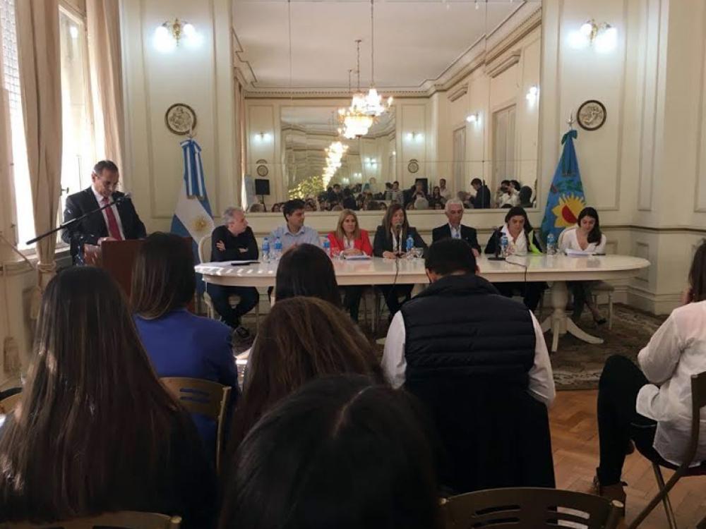 Comisión de Promoción de Entornos Saludables y Prevención de la Obesidad