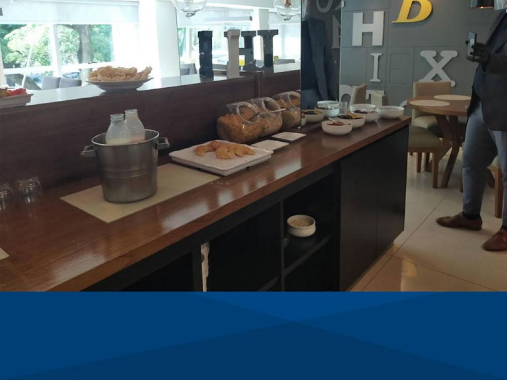 Alumnos de Hotelería UB realizaron una visita virtual al Hotel Howard Johnson Plaza Buenos Aires