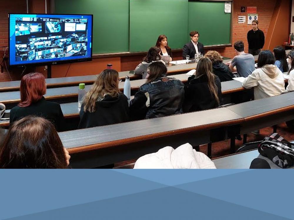 Simulacro conferencia de prensa