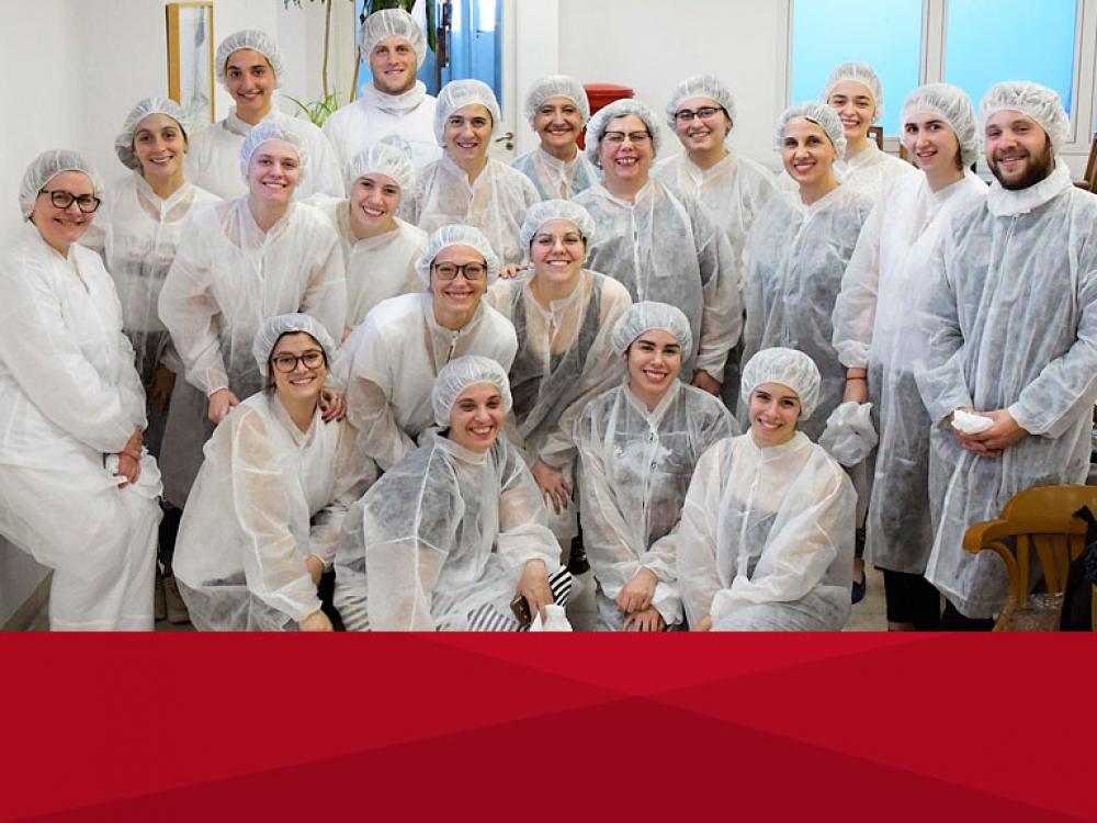 La UB visita el Laboratorio Monserrat y Eclair S.A.