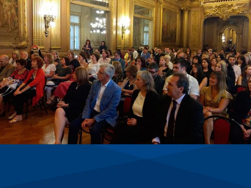 Profesora UB en la entrega del premio del GCABA a la Gestión de Calidad en Salud 2019