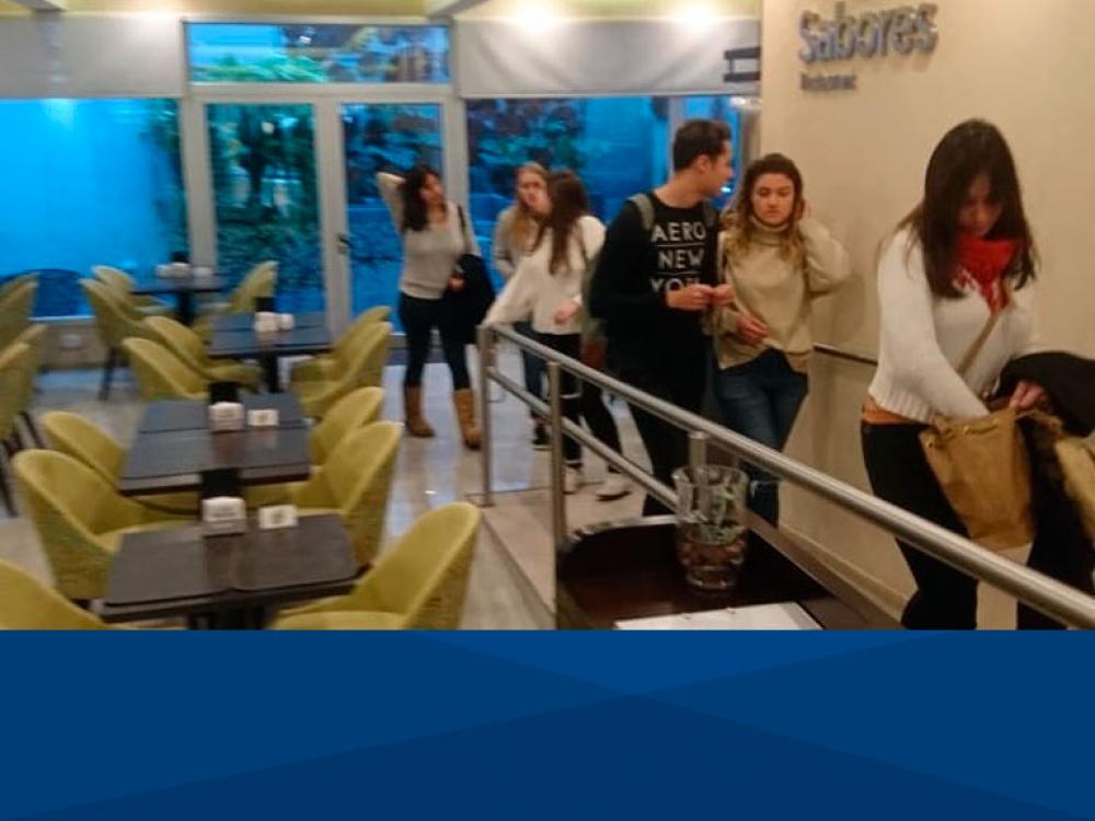 Alumnos visitan el Hotel Konke