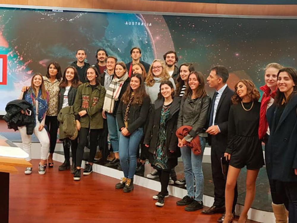 La UB visita la TV Pública