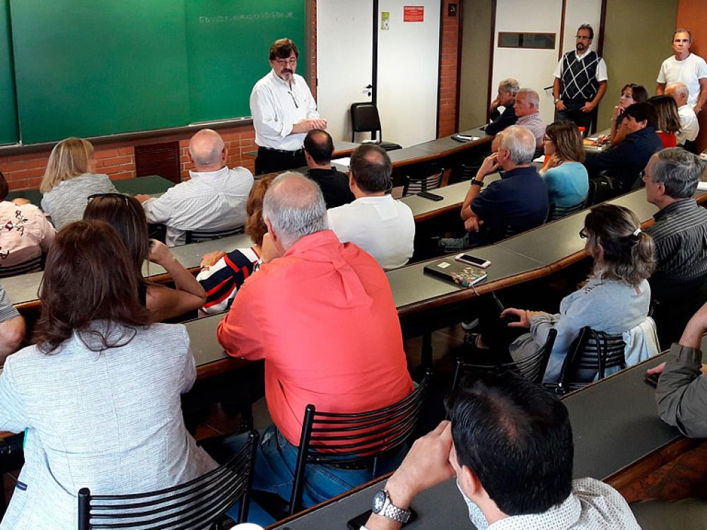 Reunión de profesores  "Facultad: agenda 2019"