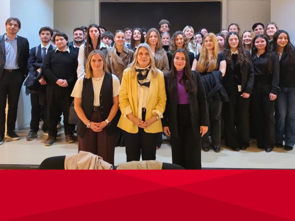 Estudiantes de Relaciones Internacionales de la Universidad de Belgrano visitaron el Ministerio de Seguridad Nacional
