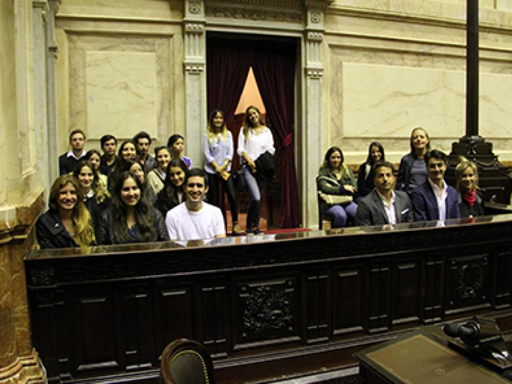 Estudiantes de la asignatura Ceremonial y Protocolo visitaron la Honorable Cámara de Diputados